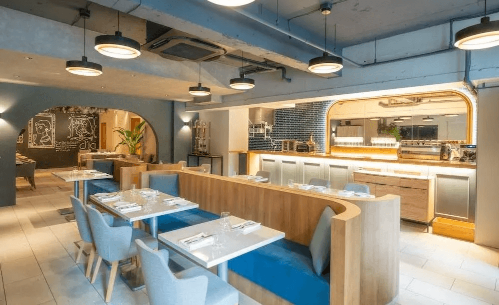 法式餐厅店内空间